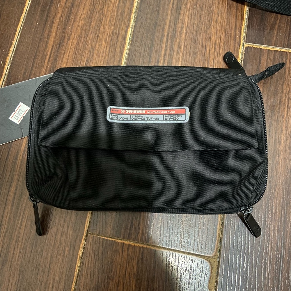 MYSTERY RANCH Multifunction Black Belt Bag 9 X 6.5”